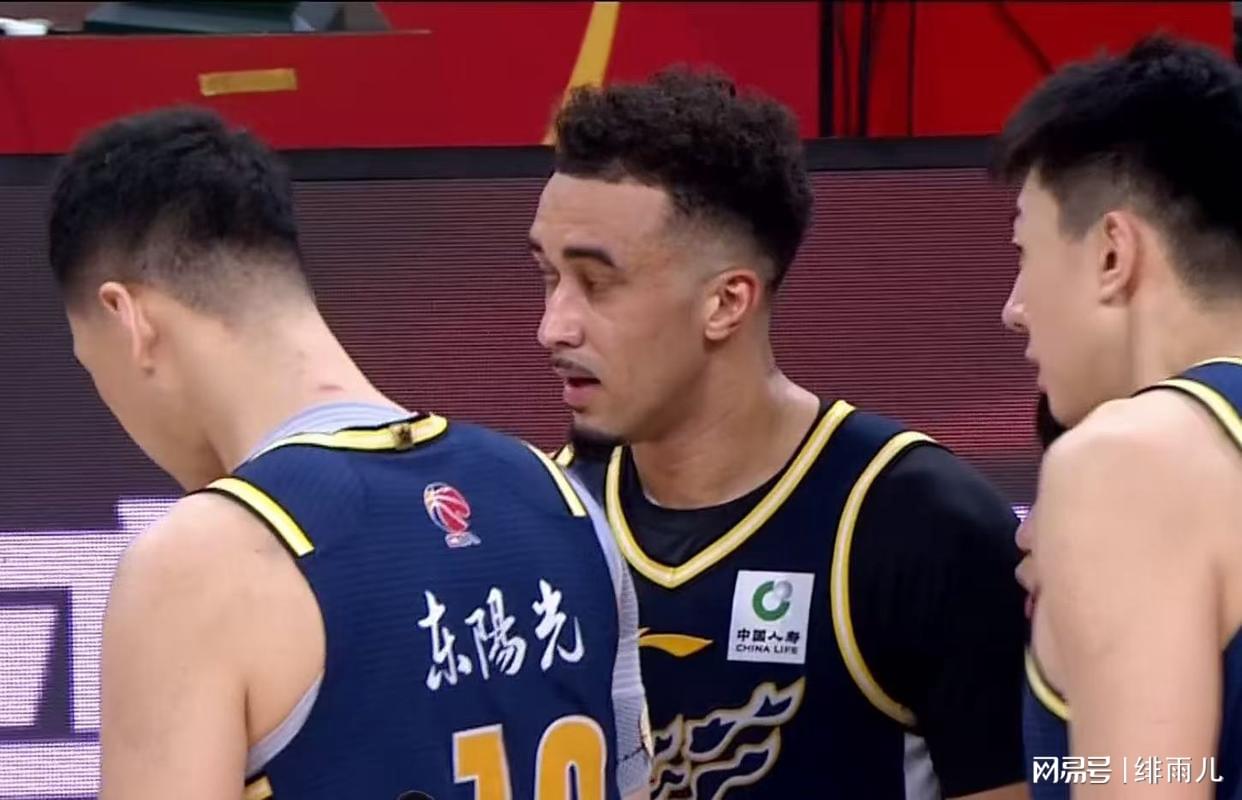 2.72亿or2.08亿！尼克斯刚夺冠，唐斯就收获利好消息，大合同稳了